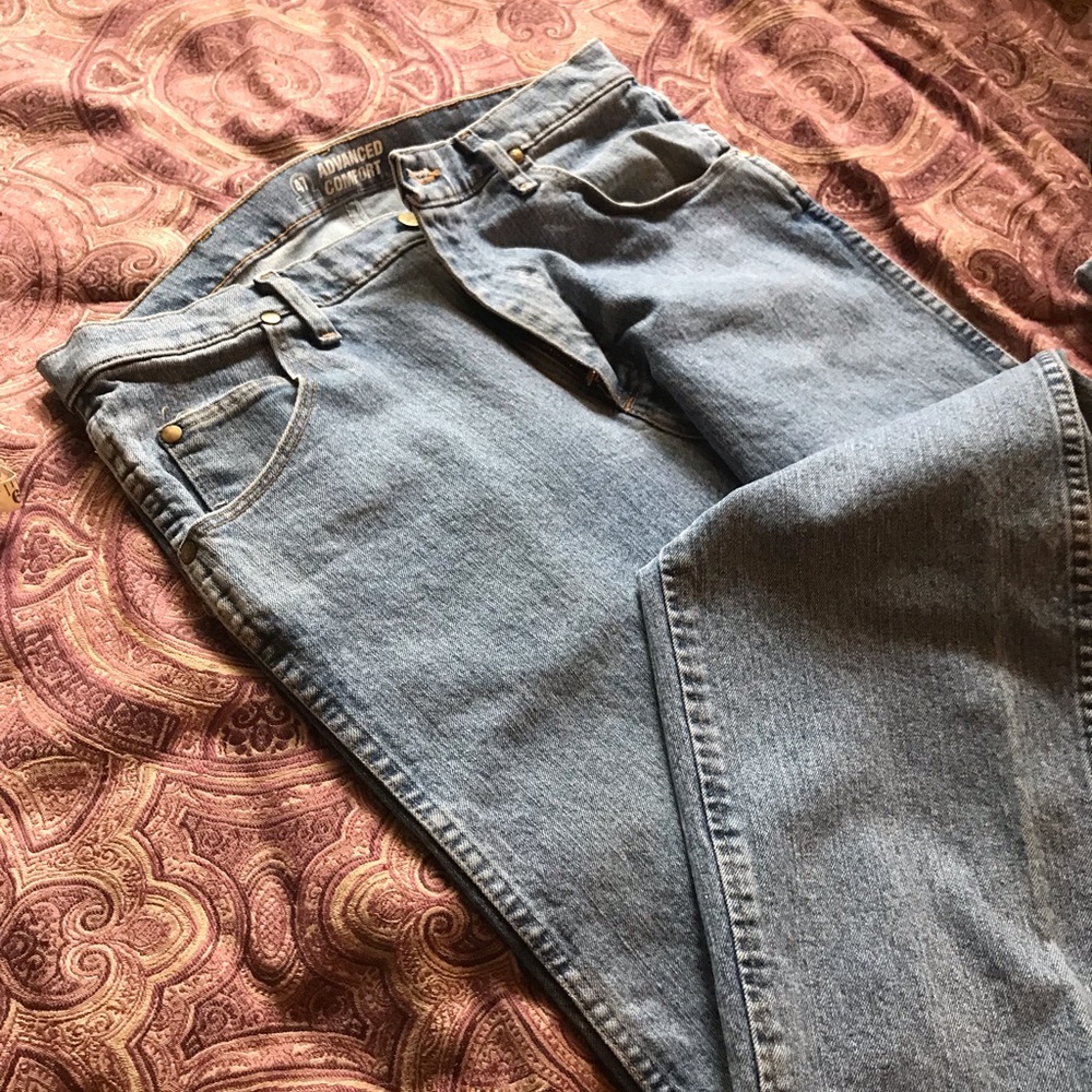 Men’s Wrangler Blue jeans